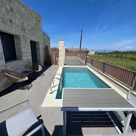 Ferienhaus Exclusive New With Private Pool - 2br