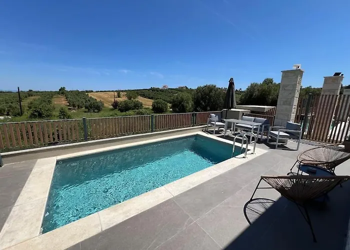 Exclusive New With Private Pool - 2br *