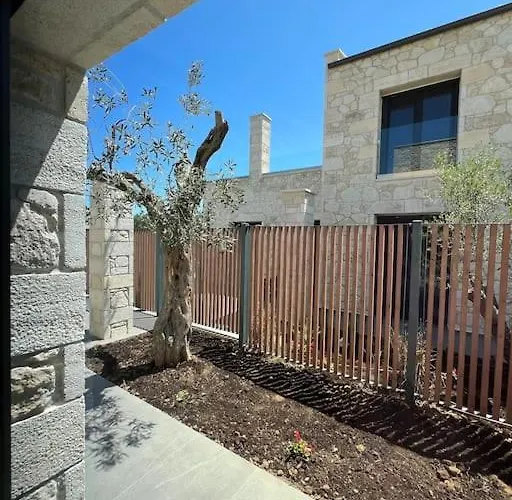Ferienhaus Exclusive New With Private Pool - 2br *