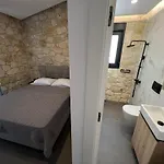 Nyaraló Exclusive New With Private Pool - 2br *