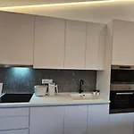 Exclusive New With Private Pool - 2br Néa Fókaia