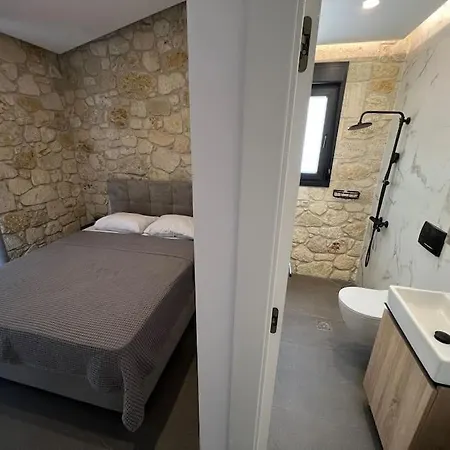 Ferienhaus Exclusive New With Private Pool - 2br *