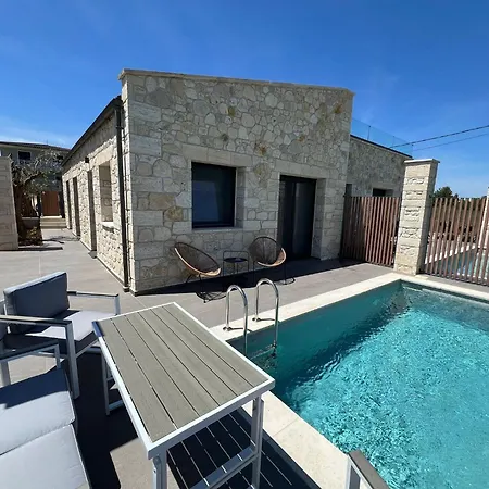 Exclusive New With Private Pool - 2br *