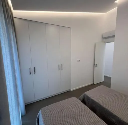 Exclusive New With Private Pool - 2br Néa Fókaia
